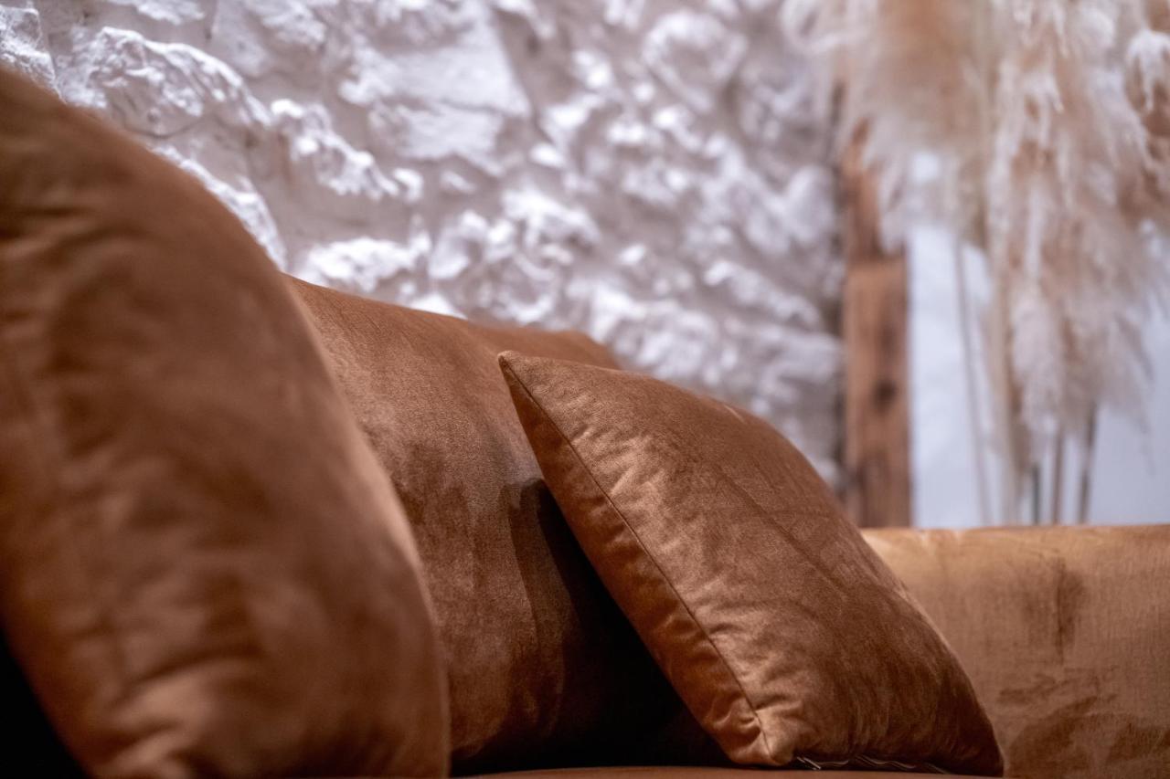 Ema'S Oasis Mostar House, Your Perfect Getaway, Free Private Parking And Garden Экстерьер фото